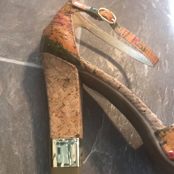 Multi-colored Sandals - Picture 7 of 7